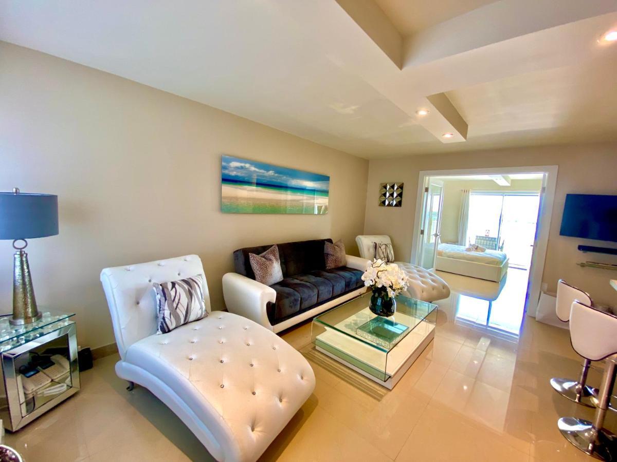 Premium Modern Waterfront Apartment With Miami Skyline View On The Bay 5 Mins Drive To Miami Beach With Free Parking Екстериор снимка