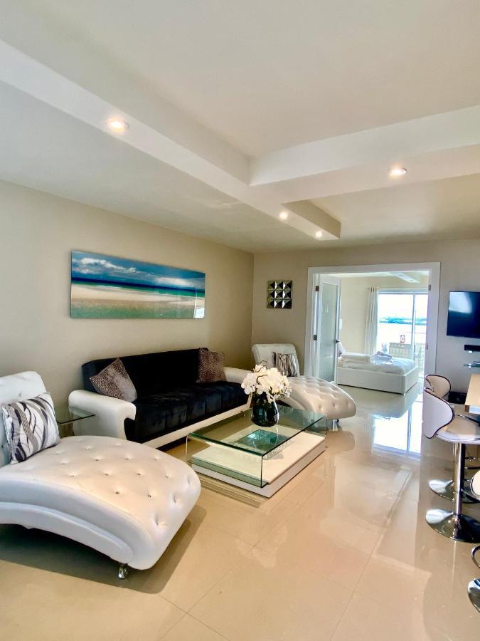 Premium Modern Waterfront Apartment With Miami Skyline View On The Bay 5 Mins Drive To Miami Beach With Free Parking Екстериор снимка
