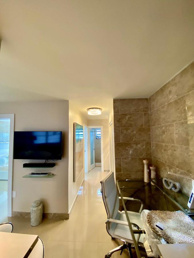 Premium Modern Waterfront Apartment With Miami Skyline View On The Bay 5 Mins Drive To Miami Beach With Free Parking Екстериор снимка